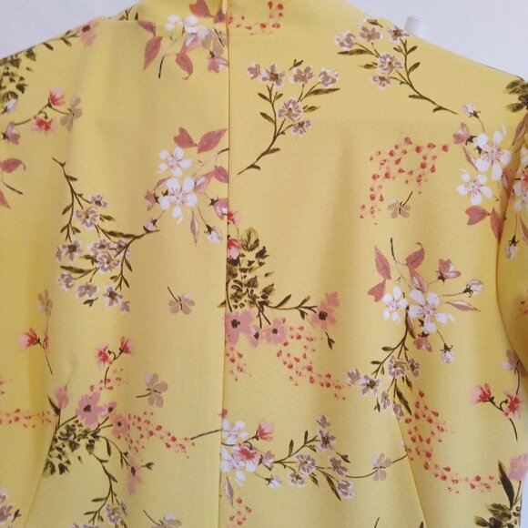 Liz Claiborne Yellow Floral Pencil Dress - Picture 8 of 10